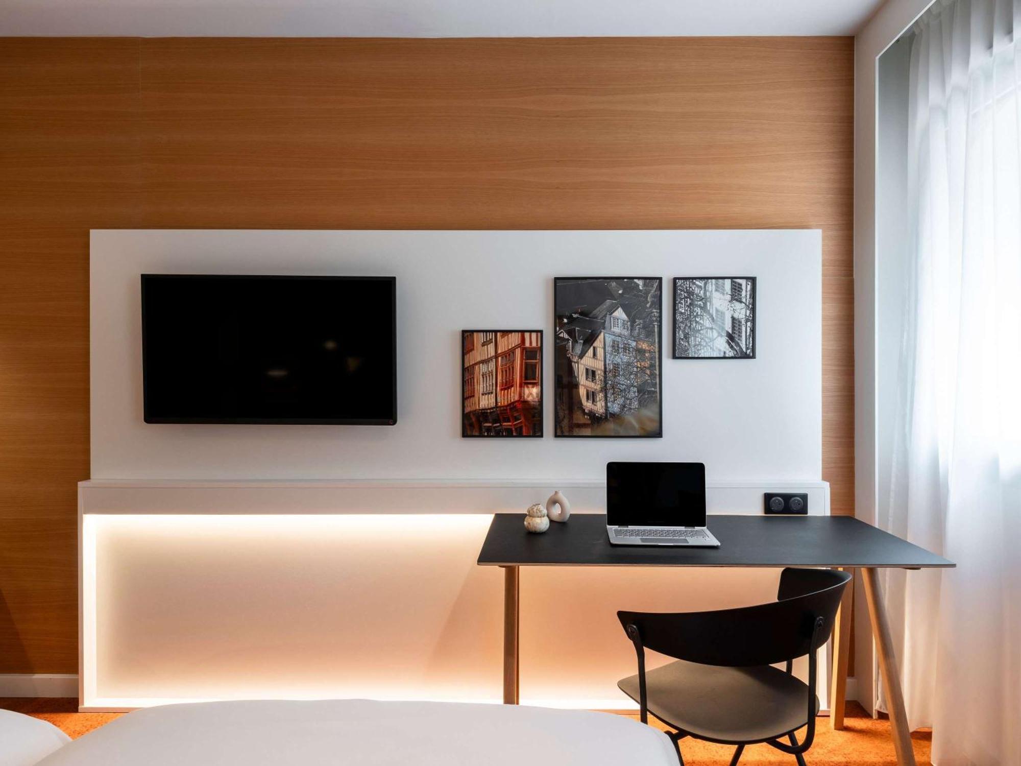 Mercure Rouen Centre Champ De Mars Zewnętrze zdjęcie