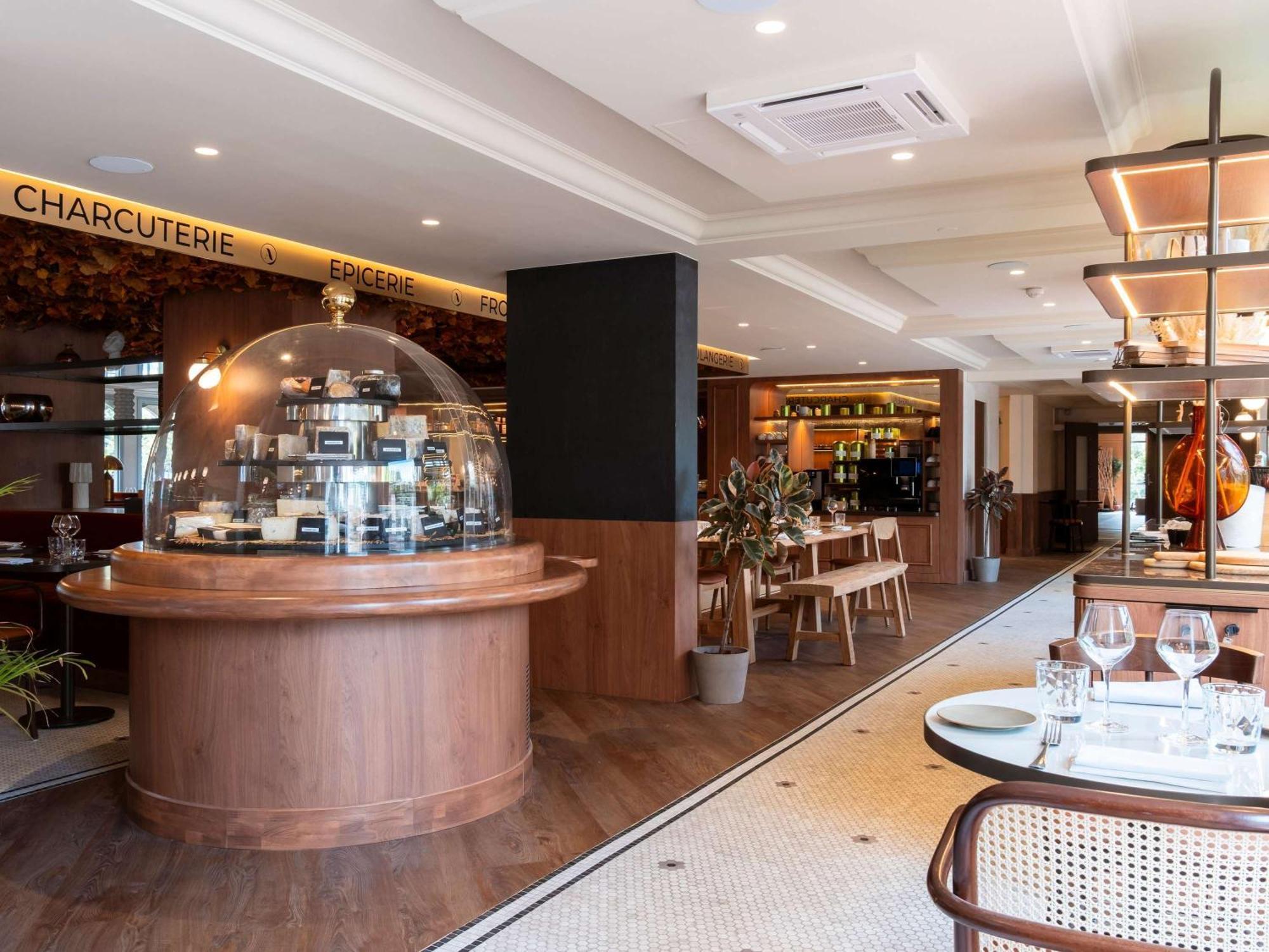 Mercure Rouen Centre Champ De Mars Zewnętrze zdjęcie